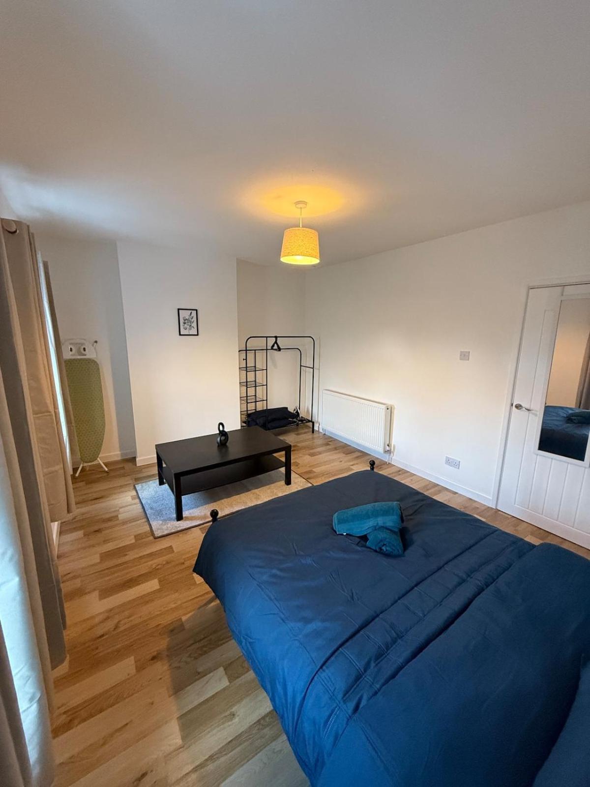 Charming 3-Bedroom House Cardiff Extérieur photo